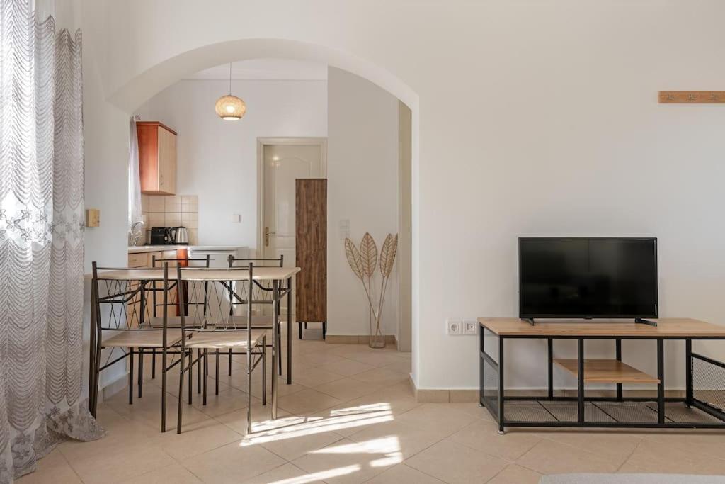 Spiros House Apartment Svoronata Exterior photo