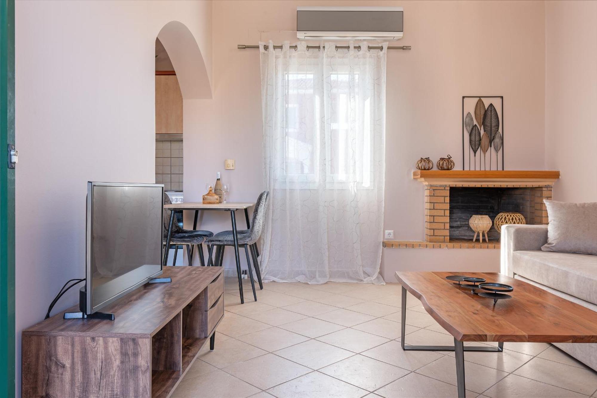 Spiros House Apartment Svoronata Exterior photo