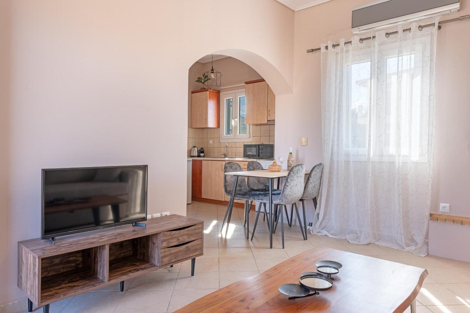 Spiros House Apartment Svoronata Exterior photo